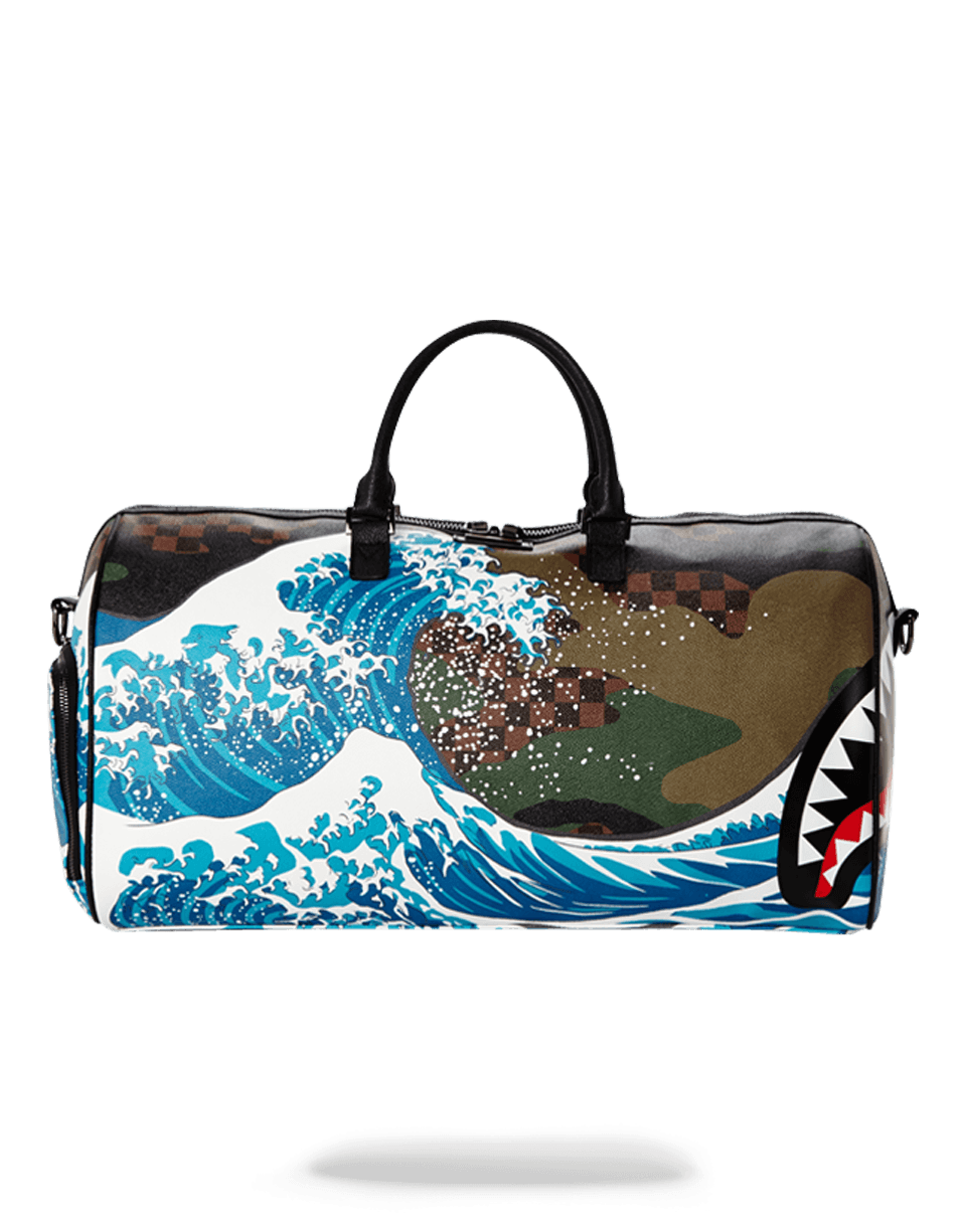 SPRAYGROUND® DUFFLE CAMOKAWA WAVE SHARK DUFFLE