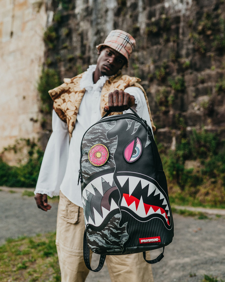 Sprayground dazed & shark dlx backpack Outlet