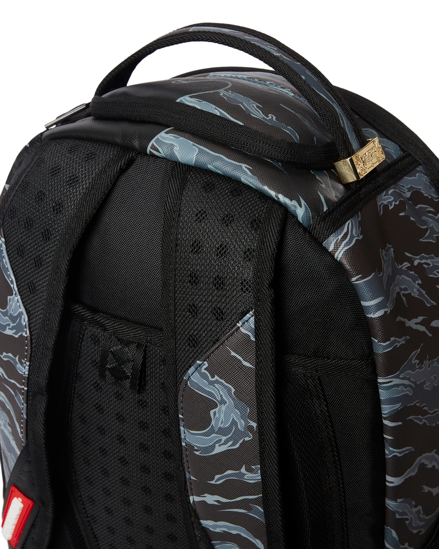 SPRAYGROUND® BACKPACK DAZED AND SHARK BACKPACK (DLXV)