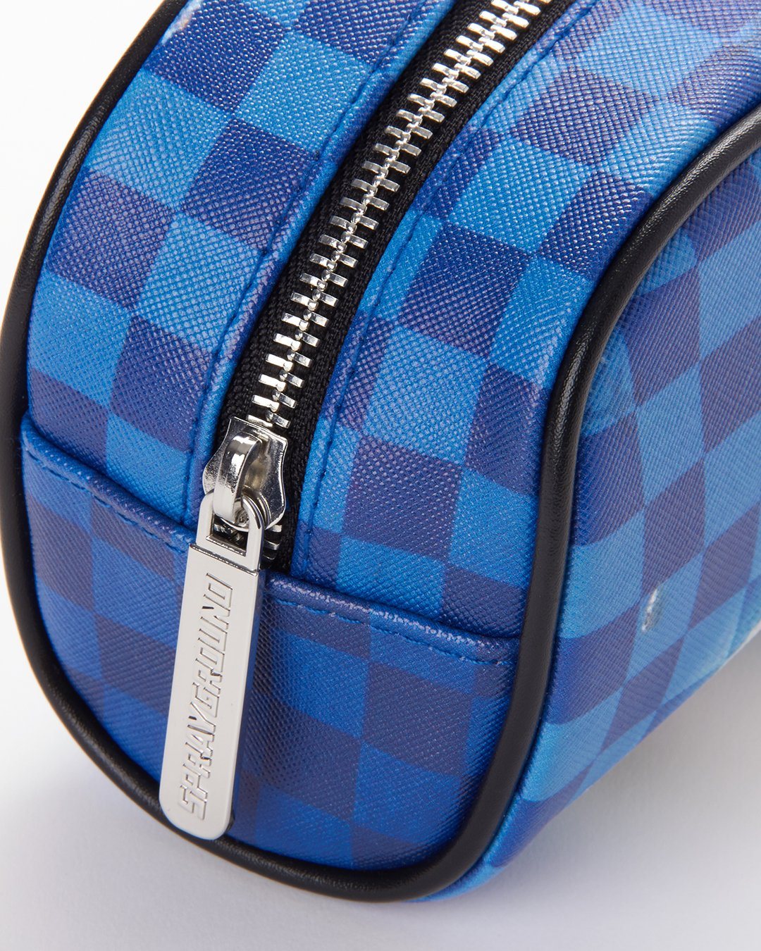 SPRAYGROUND® POUCH REPUBLIC OF SHARK ISLAND POUCH