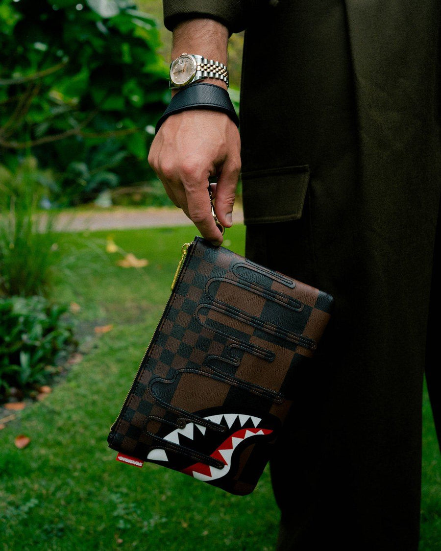 SPRAYGROUND® POUCHETTE XTC SHARKS IN PARIS CROSSOVER CLUTCH