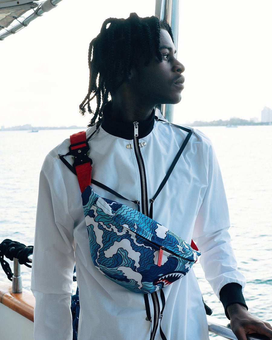 SPRAYGROUND® CROSSBODY SHARK WAVE SAVVY CROSSBODY