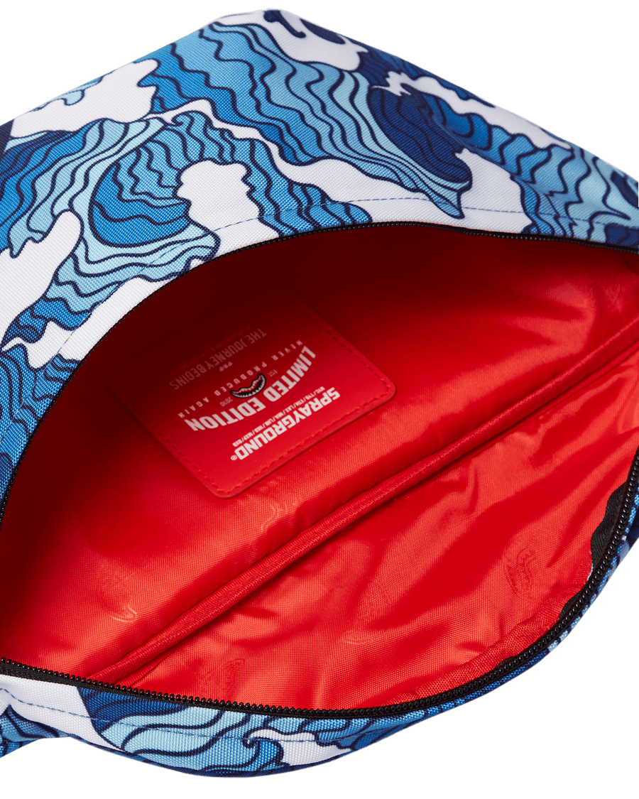 SPRAYGROUND® CROSSBODY SHARK WAVE SAVVY CROSSBODY