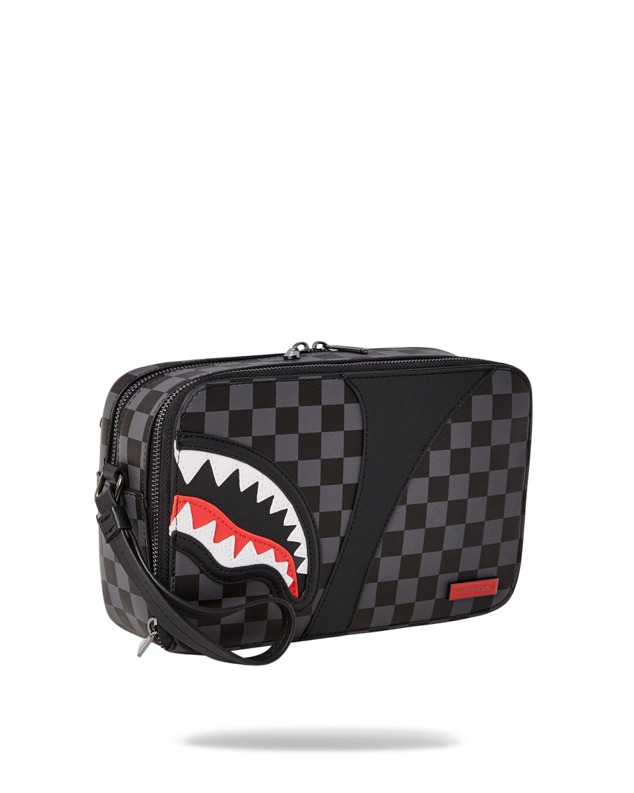 SPRAYGROUND® TOILETRY HENNY AIIR TO THE THRONE TOILETRY BAG