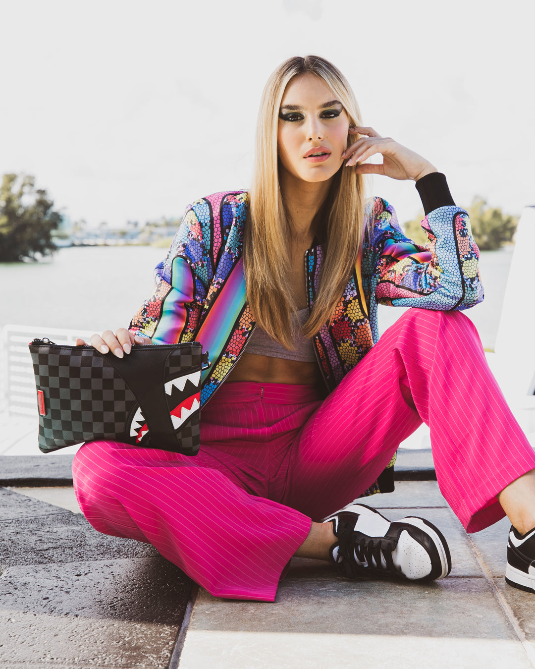 SPRAYGROUND® POUCHETTE HENNY AIIR TO THE THRONE CROSSOVER CLUTCH