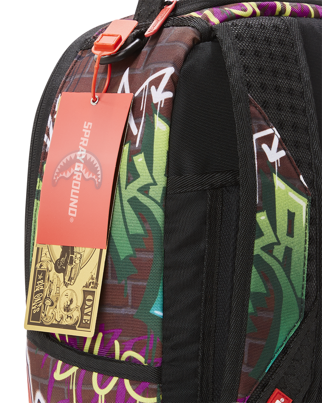 SPRAYGROUND® BACKPACK BUGS MASTER CARROTS (DLXR)