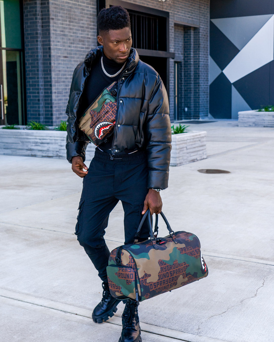 SPRAYGROUND® CROSS BODY CAMO INFINITI CARGO CROSSBODY