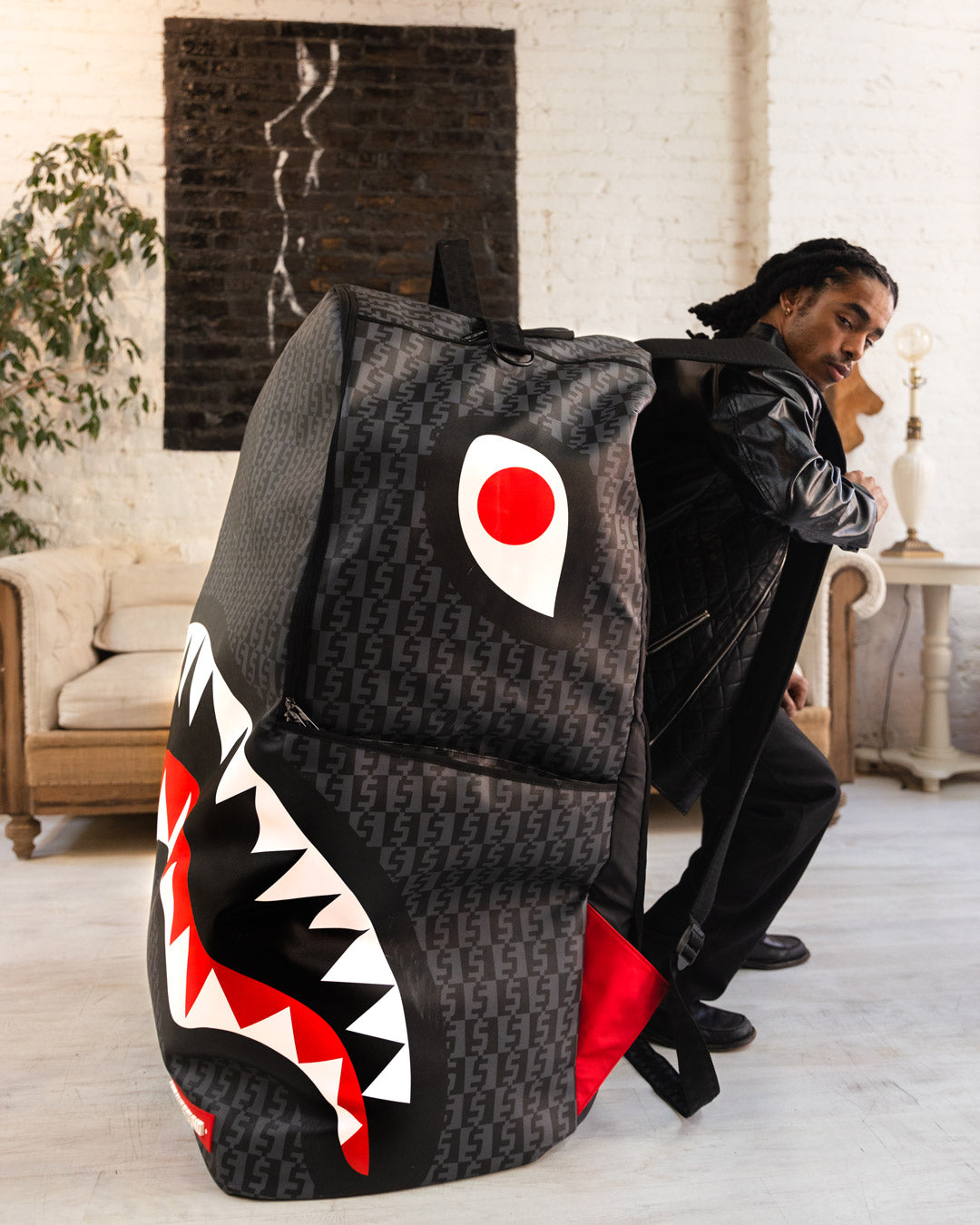 BIGGEST BACKPACK IN THE WORLD (ONLY 20 MADE) – SPRAYGROUND®