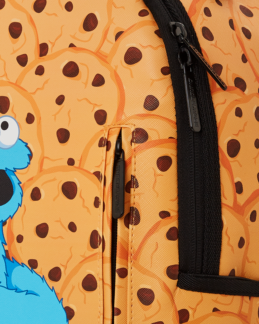 SPRAYGROUND® BACKPACK COOKIE MONSTER REVEAL BACKPACK (DLXV)