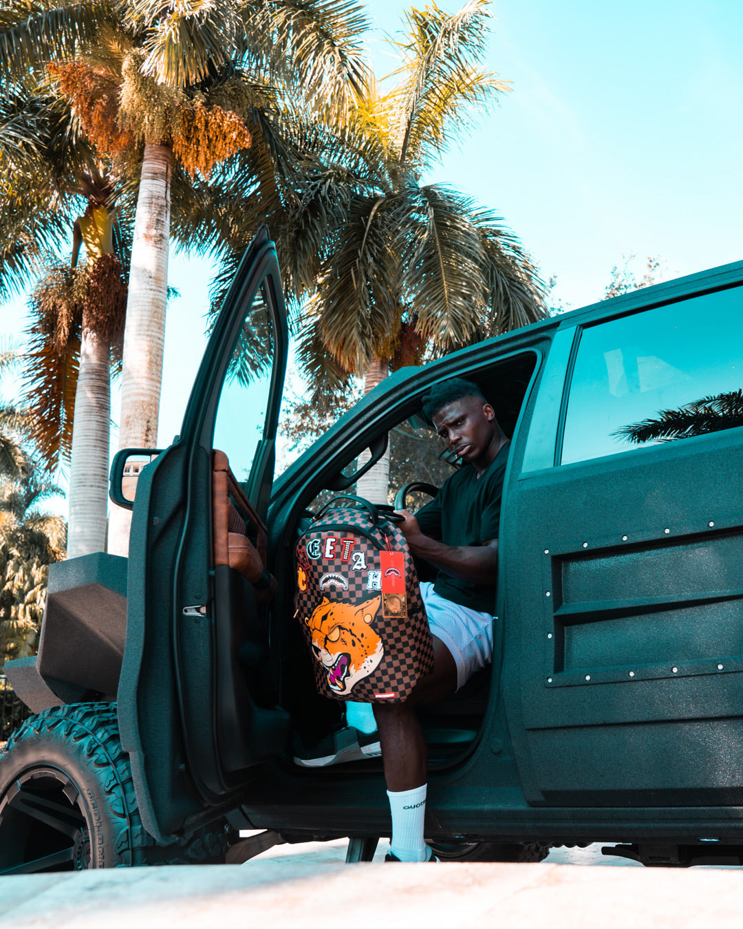 The Sprayground x Tyreek Hill Backpack Takes Sports and Style to the N –  SPRAYGROUND®