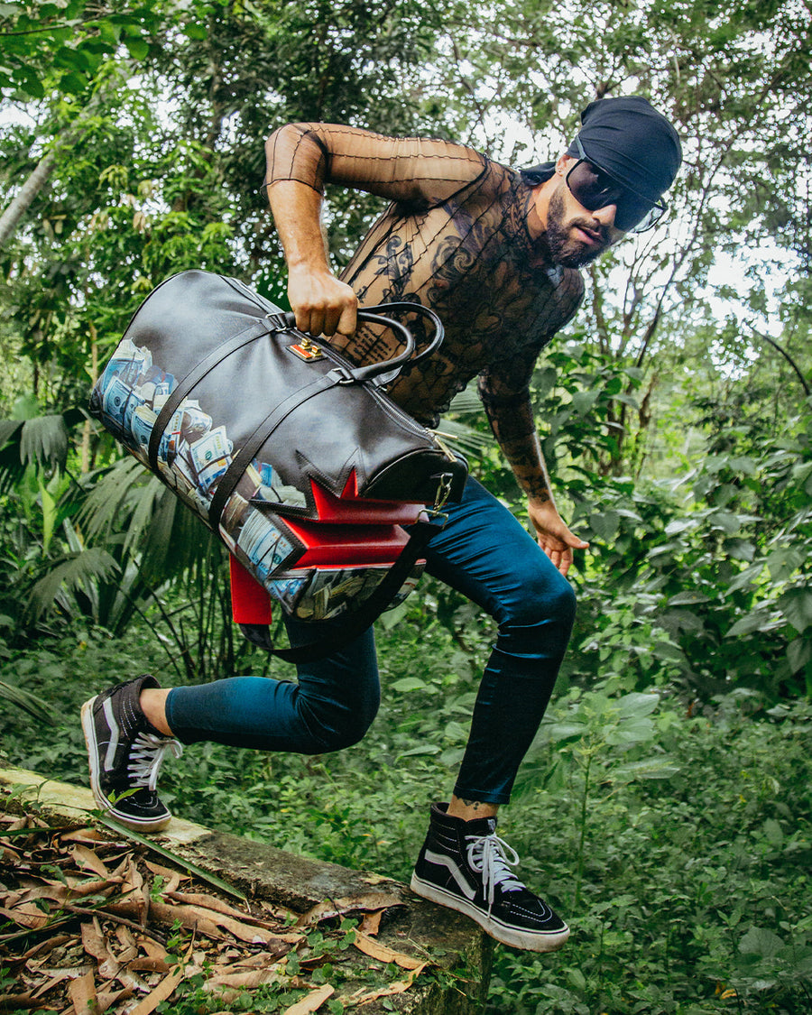 SPRAYGROUND® DUFFLE $HARKBITE LARGE DUFFLE