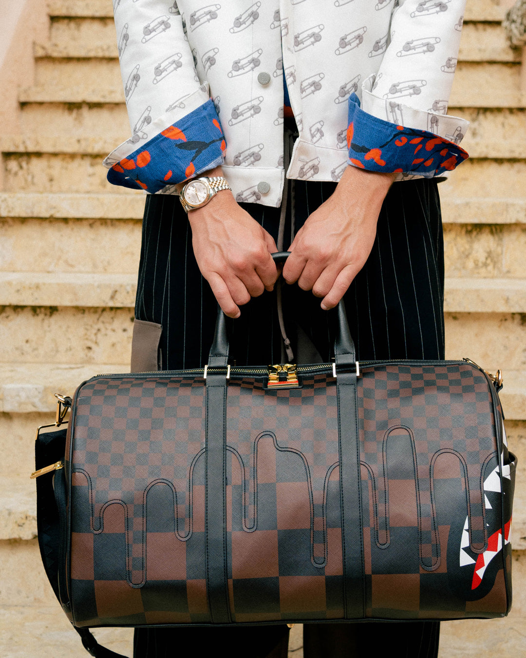 XTC GREY SHARKS IN PARIS DUFFLE – SPRAYGROUND®