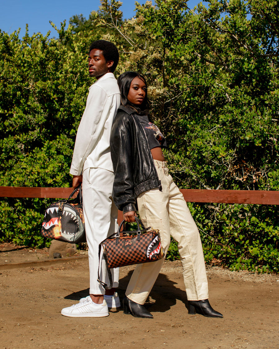 SPRAYGROUND® DUFFLE SHARKS IN PARIS UNSTOPPABLE DUFFLE
