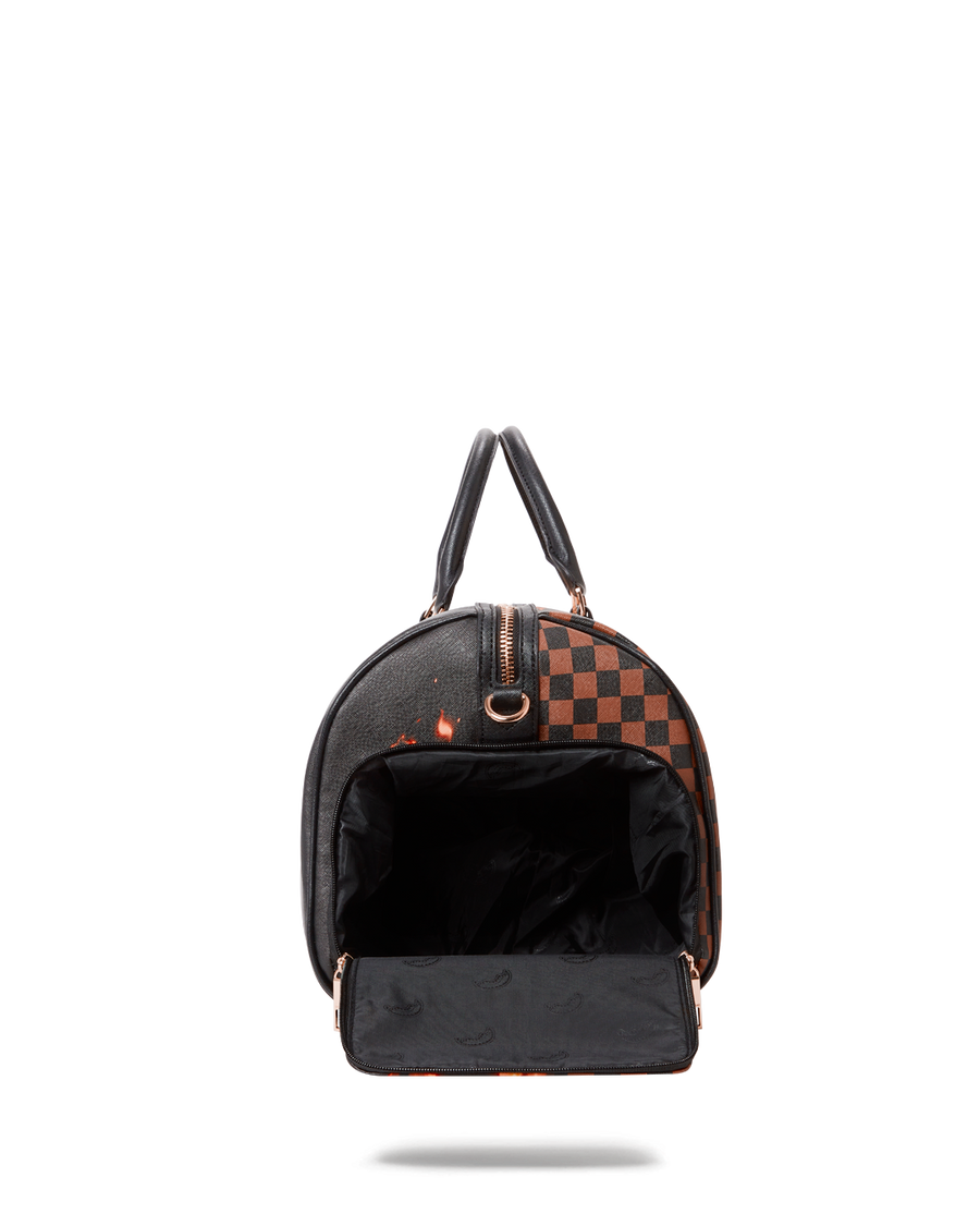 SPRAYGROUND® DUFFLE SHARKS IN PARIS UNSTOPPABLE DUFFLE