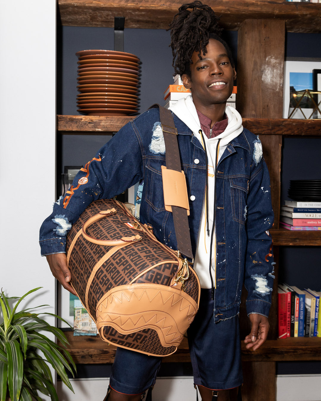 SPRAYGROUND® DUFFLE SHARKFINITY DUFFLE