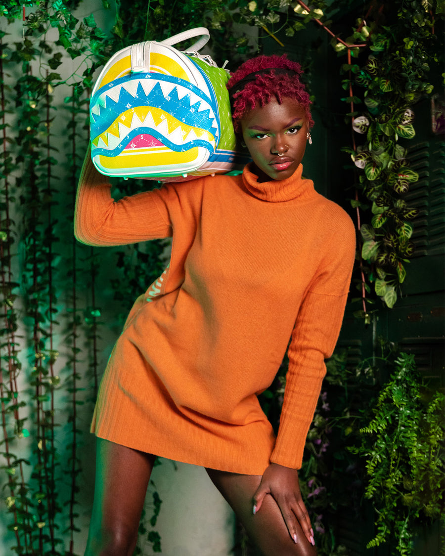 SPRAYGROUND® DUFFLE MODUS OPERANDI CHAMELEON DUFFLE