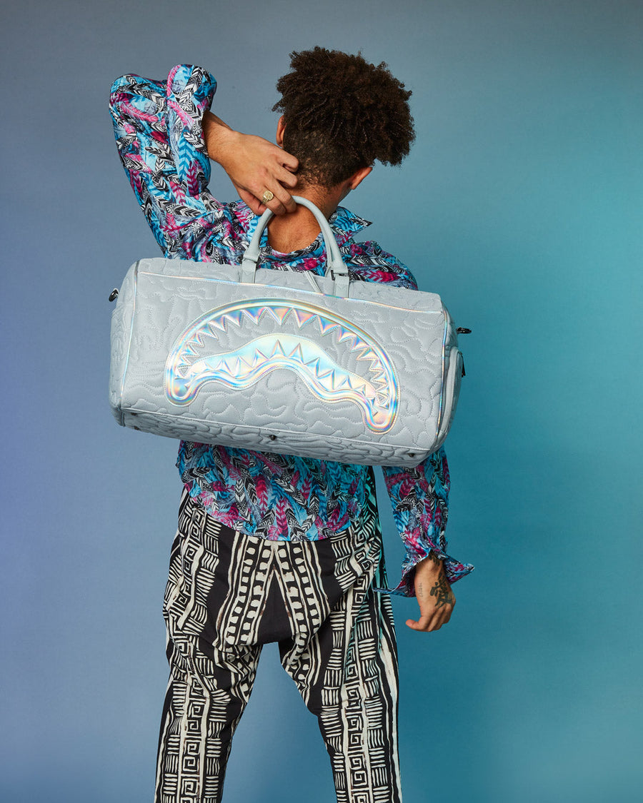 SPRAYGROUND® DUFFLE MIRASHAKU IRIDESCENT QUILT DUFFLE