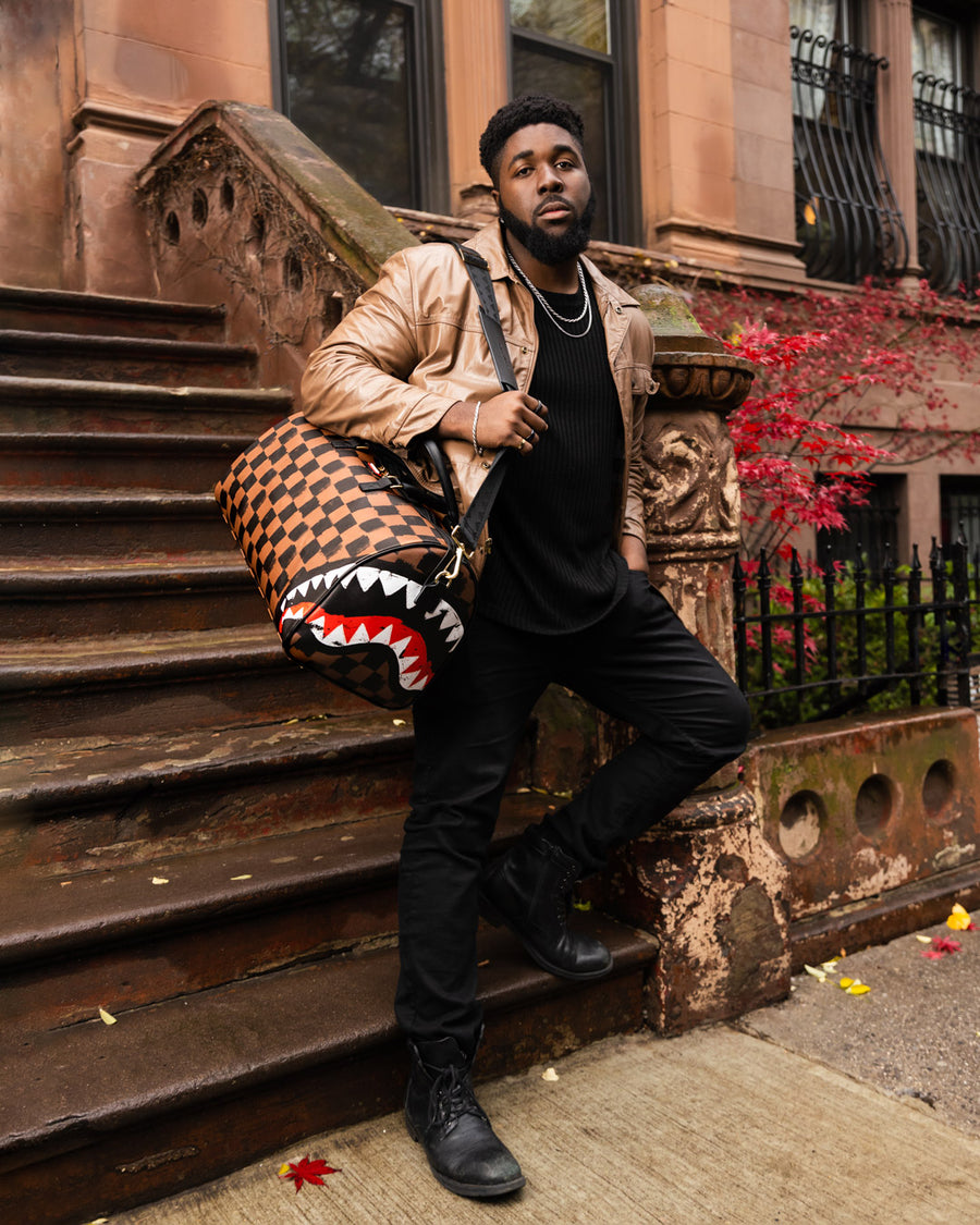 SPRAYGROUND® DUFFLE SHARKS IN PARIS VANQUISH DUFFLE