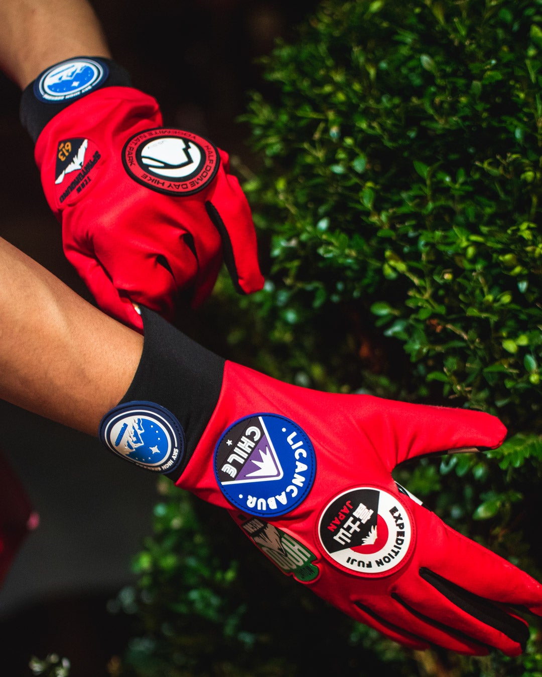 SPRAYGROUND® GLOVES THE GLOBAL EXPEDITION GLOVES