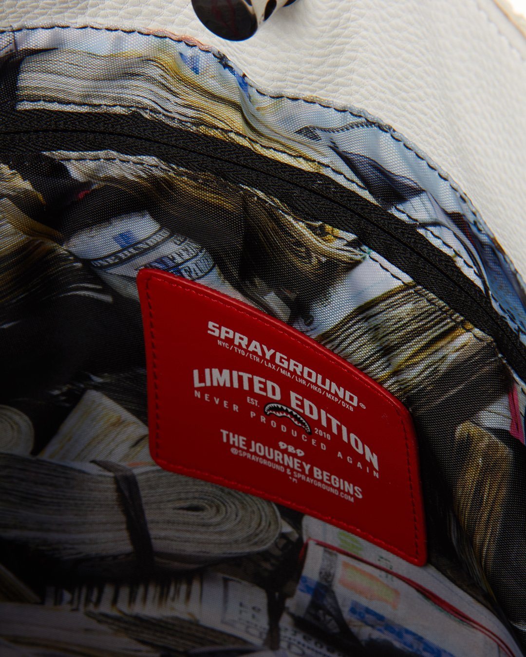 SPRAYGROUND® TOTE SHARKS OF THE WORLD TOTE