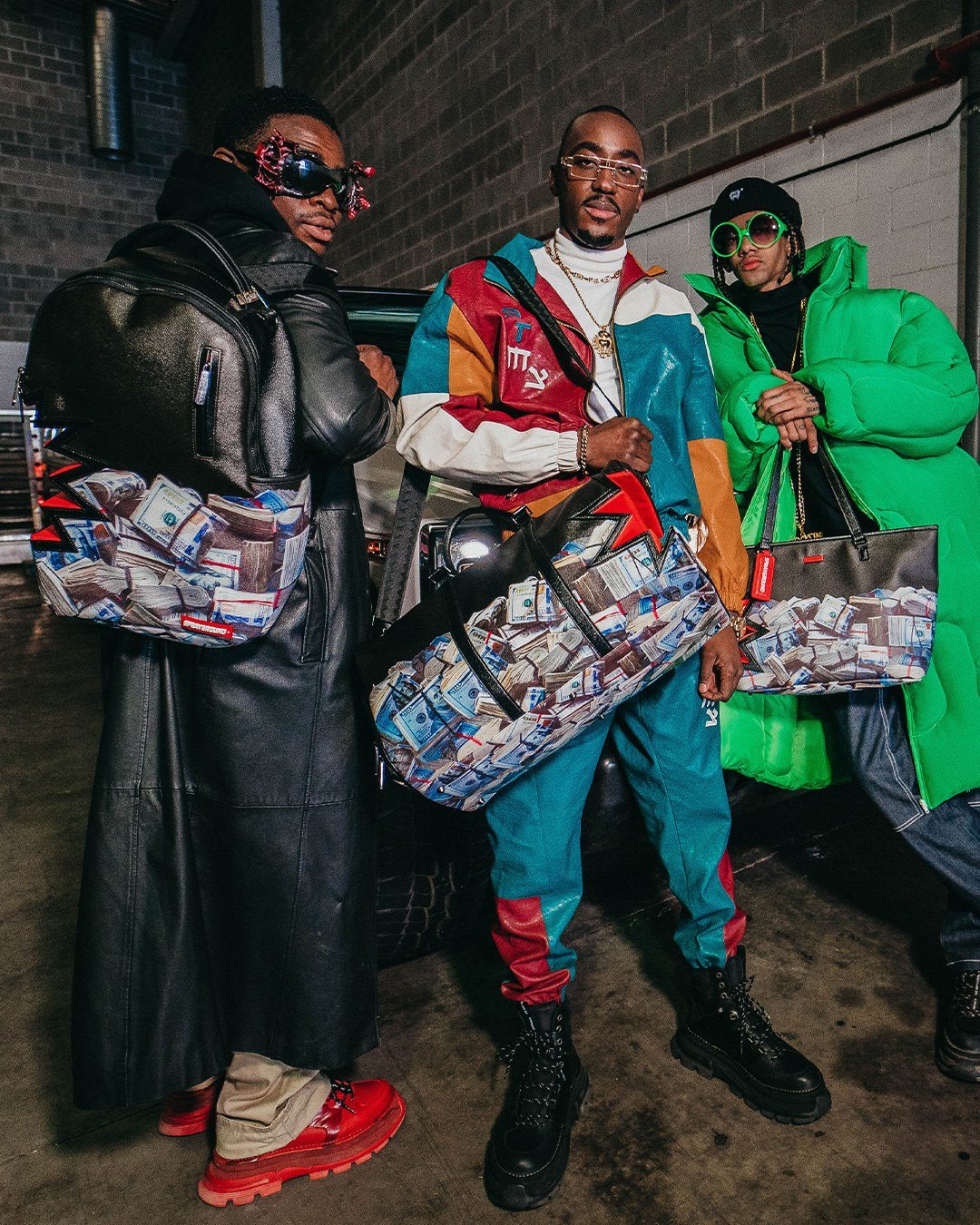 SPRAYGROUND® TOTE $HARKBITE TOTE