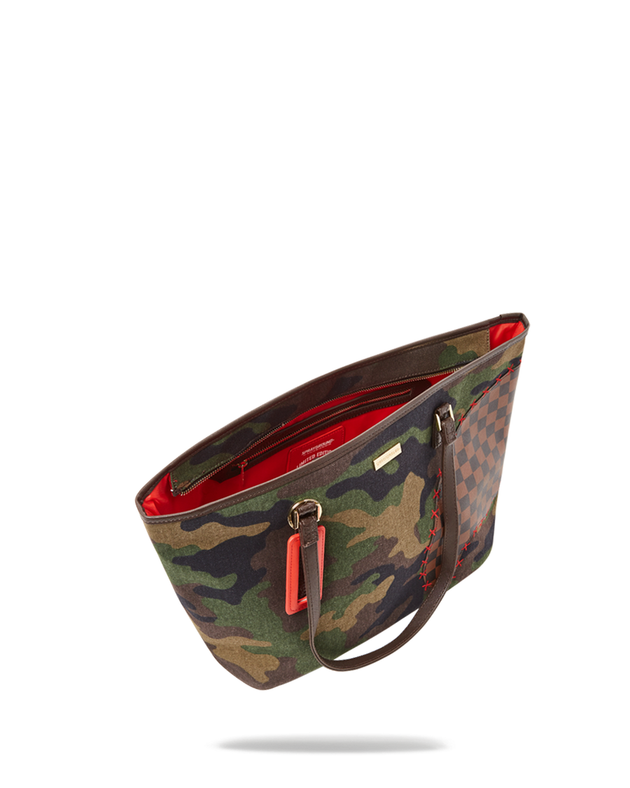 SPRAYGROUND® TOTE THE PARADOXX SHARK TOTE