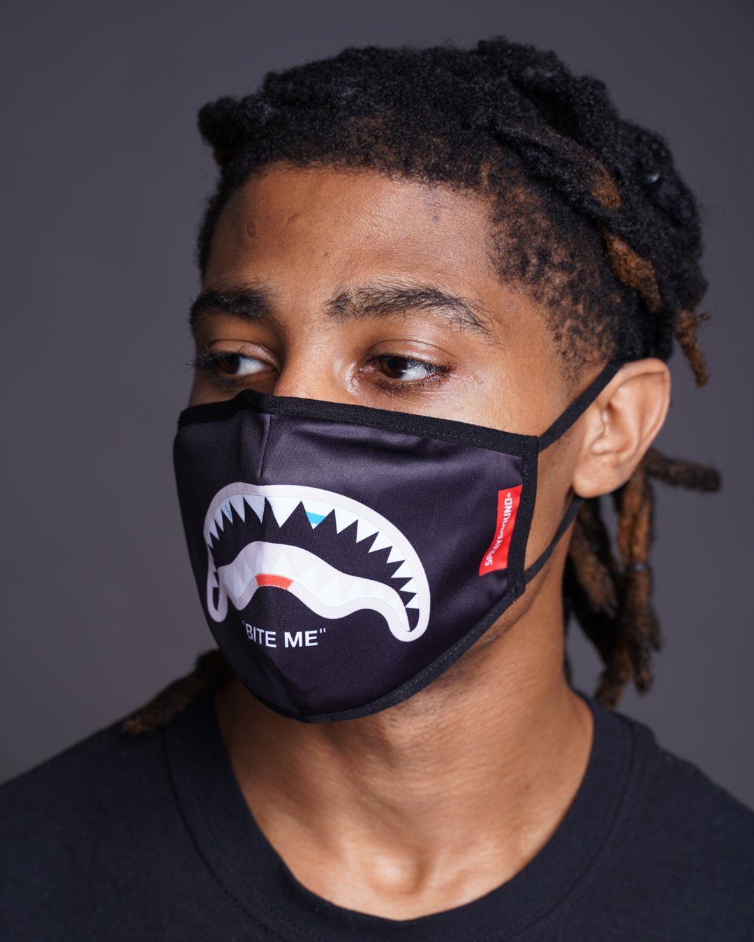 SPRAYGROUND® FASHION MASK BITE ME SHARK (BLK) POLYESTER FACE MASK