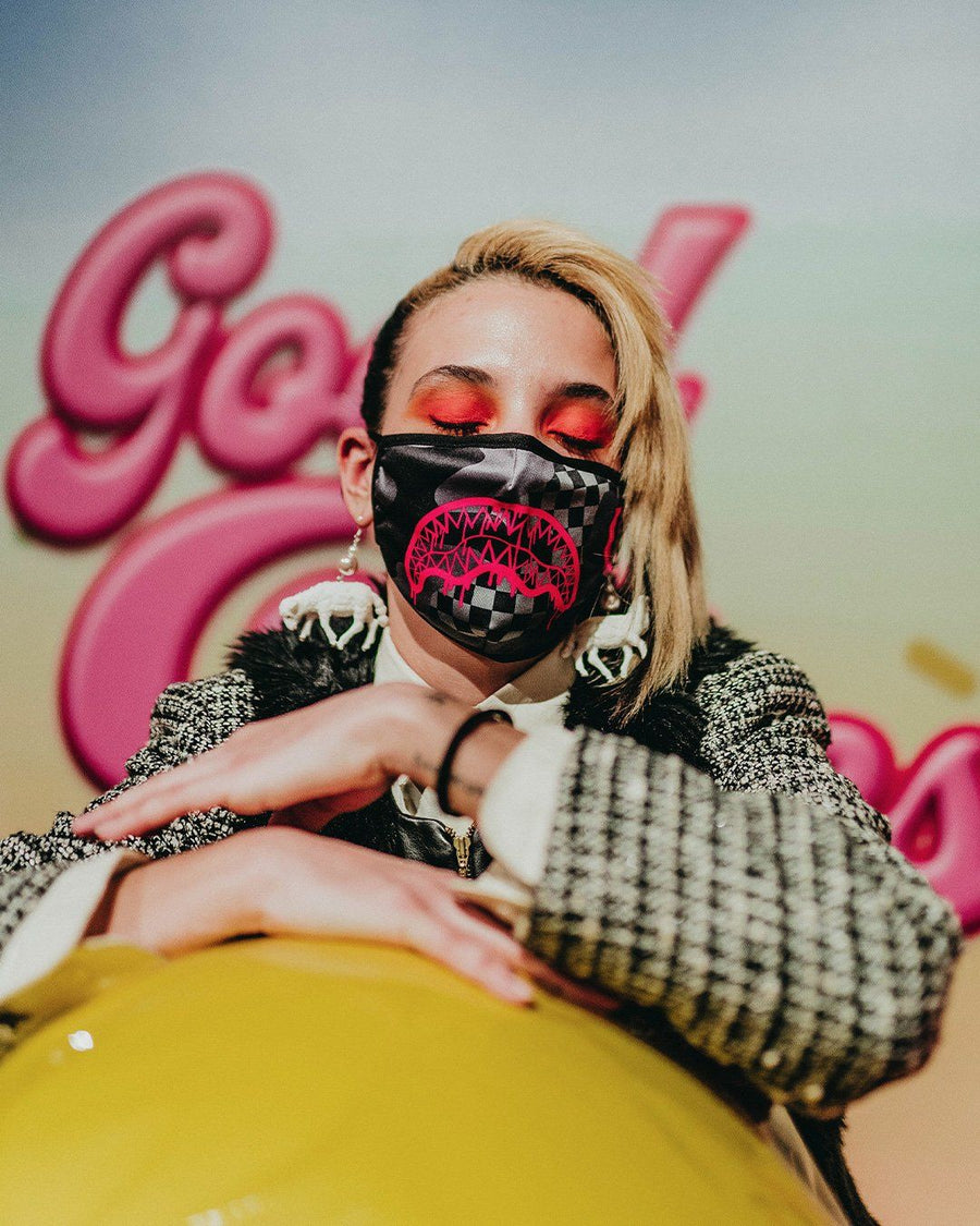 SPRAYGROUND® FACE MASK 3AM PINK DRIP FACE MASK