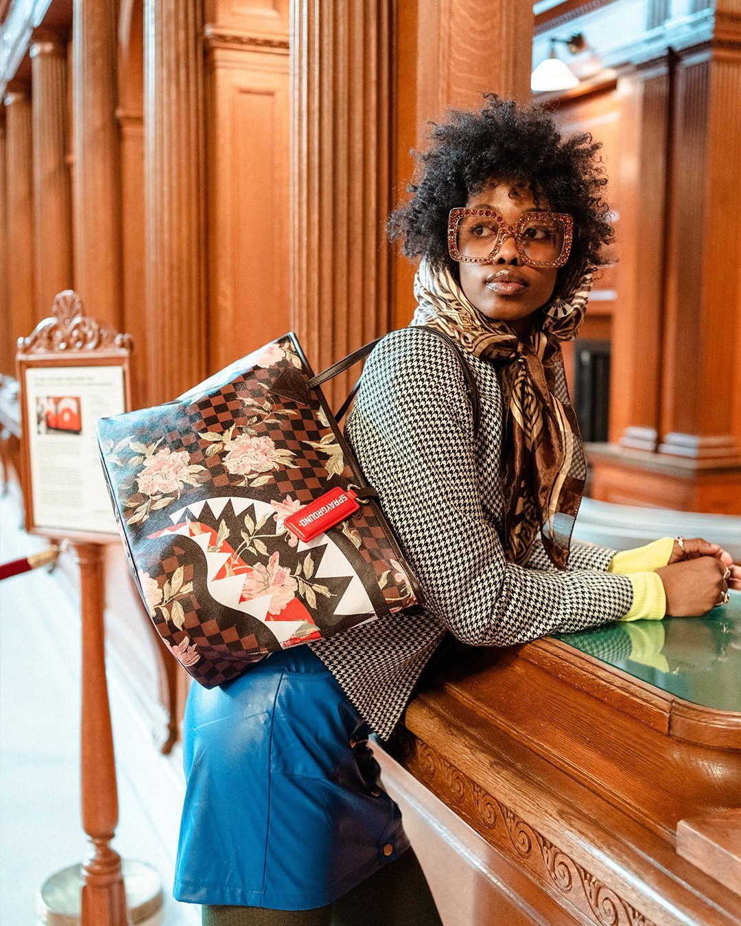 SPRAYGROUND® TOTE SHARKFLOWER TOTE